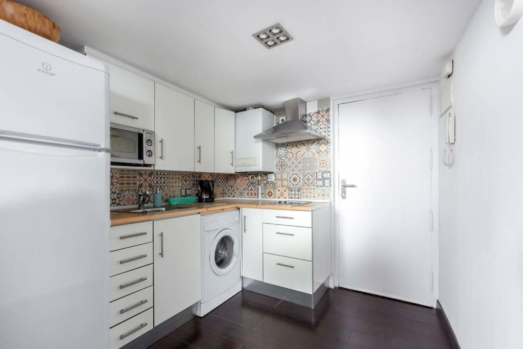 Modern Top Floor Loft At Malasana'S Heart Madri Exterior foto